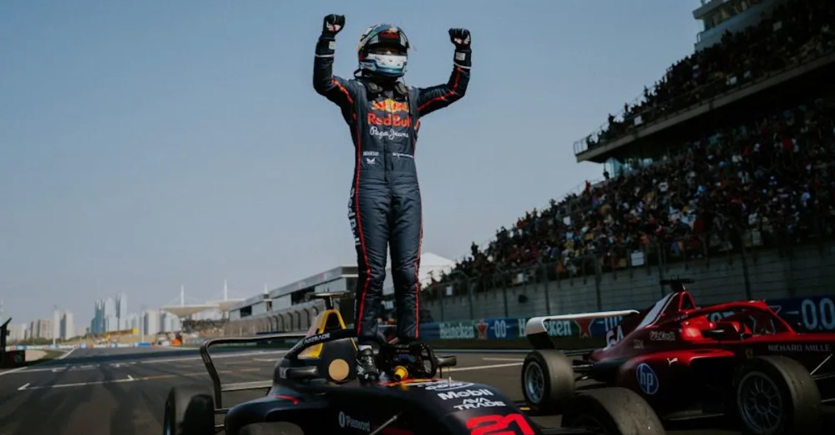 F1 Academy: Palmowski wins incident-packed race