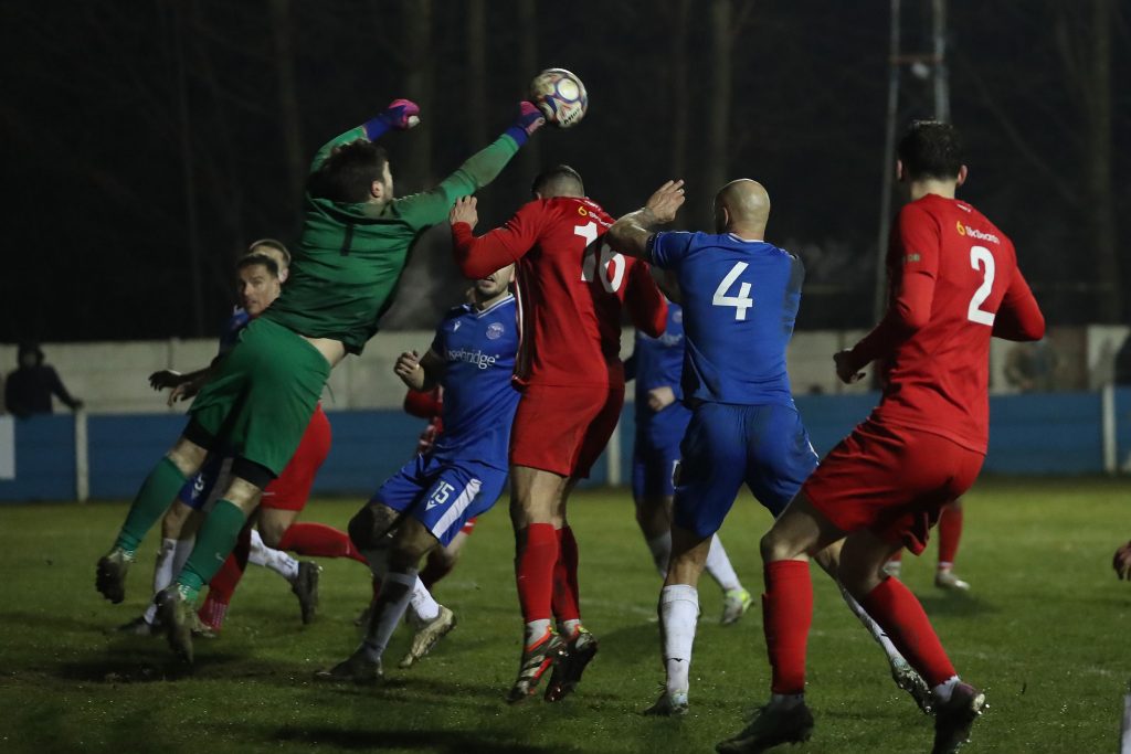 North West Counties Premier Division title-chasers Ramsbottom United endured a tough to take loss thanks to an injury time goal for FC St Helens