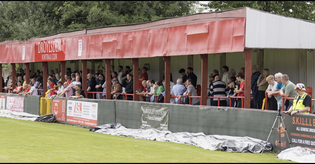 Droylsden top NWC attendance chart with 624