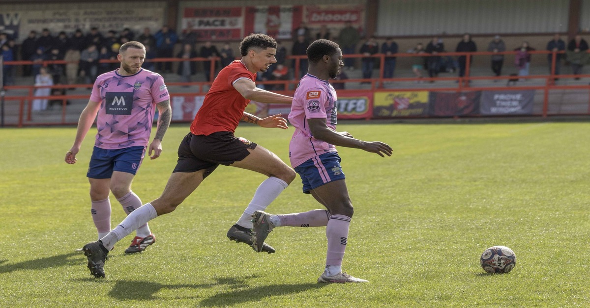 Champions Nelson ease to 4-0 final day win